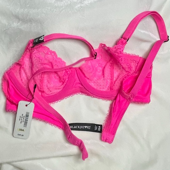 Blackheart~ Demi Bras~ Set of Two - Picture 6 of 8